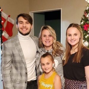 Meet your Posher, Robin